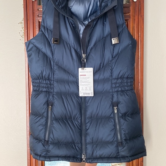 Athleta Jackets & Coats Athleta Nwt Banner Peak Beautiful Navy Blue